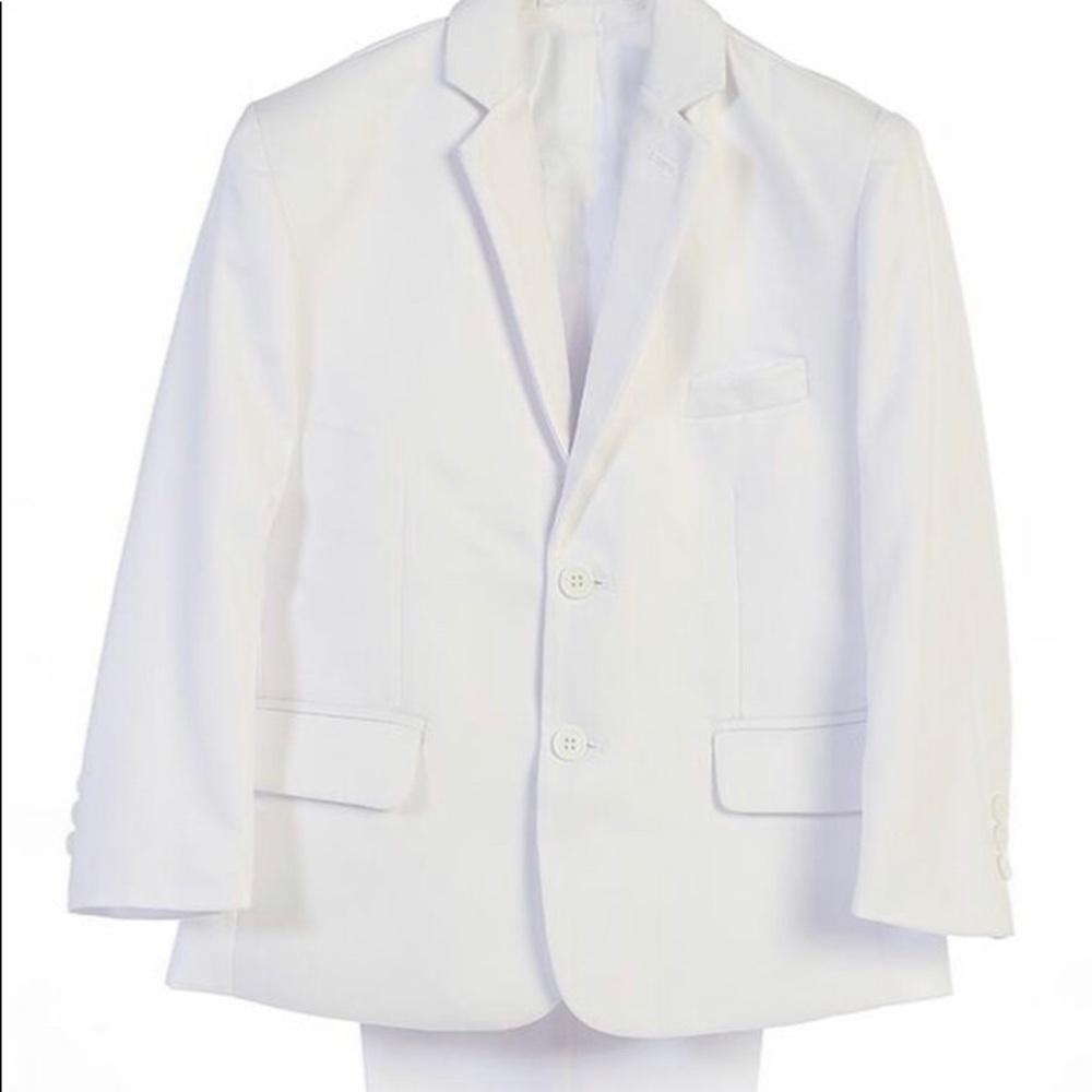 Boy’s white 5 piece suit size 7
